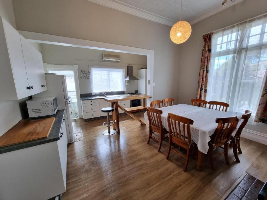 Dunedin Classic Stay Екстериор снимка